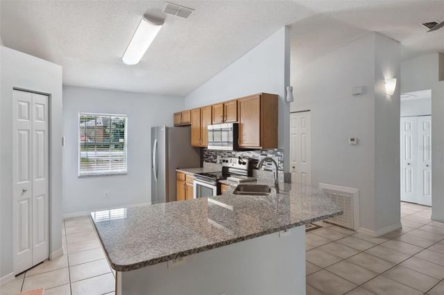 1469 SWAN PLACE, Kissimmee, FL 34759