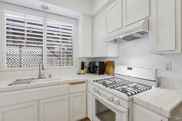 220 Golden Brook Ln, American Canyon, CA 94503