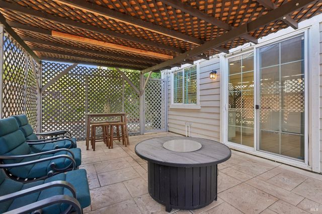 220 Golden Brook Ln, American Canyon, CA 94503