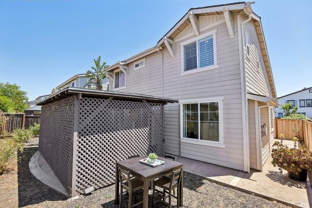 220 Golden Brook Ln, American Canyon, CA 94503