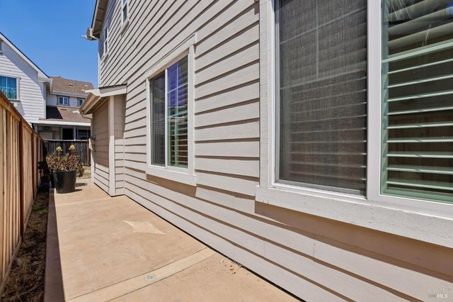 220 Golden Brook Ln, American Canyon, CA 94503