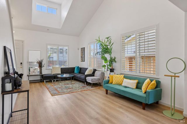 220 Golden Brook Ln, American Canyon, CA 94503