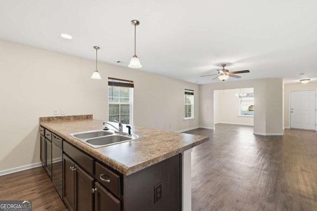 15 Farrington Circle, Guyton, GA 31312