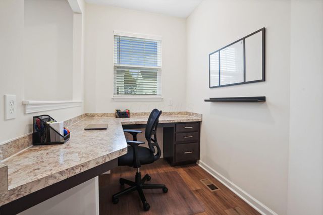 8489 Chickasaw Way, Plain City, OH 43064