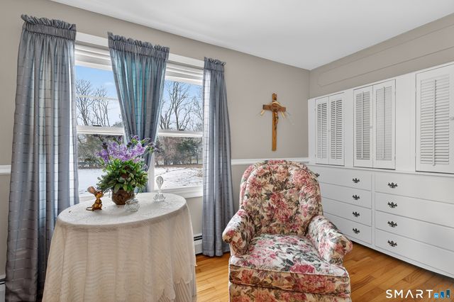 103 Maple Avenue, Old Saybrook, CT 06475