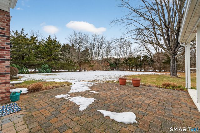 103 Maple Avenue, Old Saybrook, CT 06475