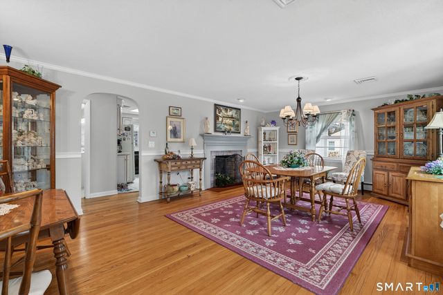 103 Maple Avenue, Old Saybrook, CT 06475