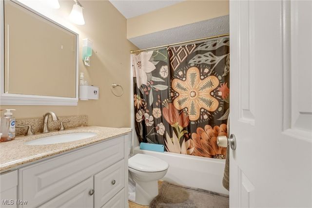 6240 Colleen Drive, Concord, OH 44077