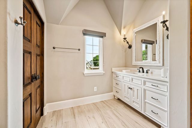 2105 Bayshore Drive, Flower Mound, TX 75022