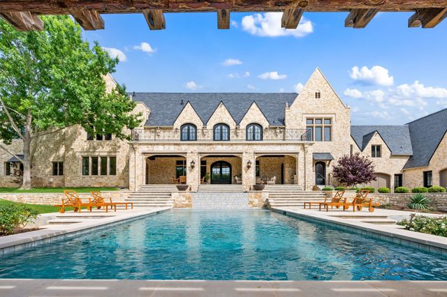 2105 Bayshore Drive, Flower Mound, TX 75022
