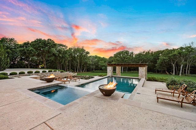 2105 Bayshore Drive, Flower Mound, TX 75022