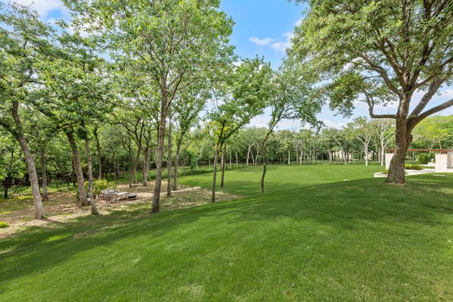 2105 Bayshore Drive, Flower Mound, TX 75022