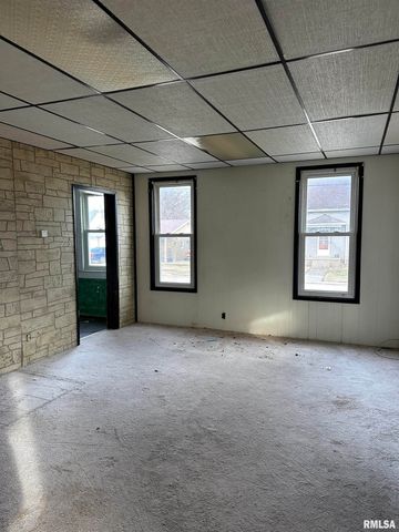 569 CUSTER Place, Canton, IL 61520