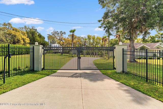 9050 Weeping Willow Street, Brooksville, FL 34613