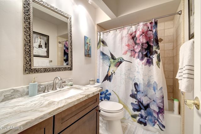 5718 N SCOTTSDALE Road, Paradise Valley, AZ 85253