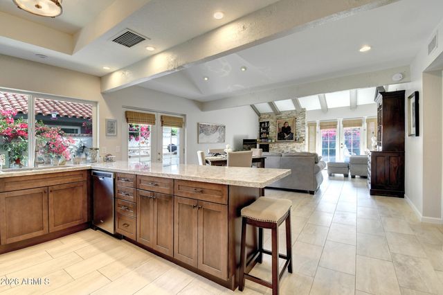 5718 N SCOTTSDALE Road, Paradise Valley, AZ 85253