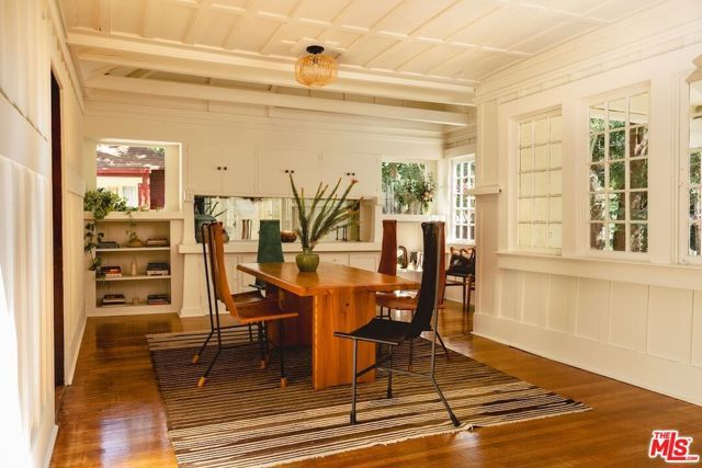 8337 Lookout Mountain Avenue, Los Angeles, CA 90046