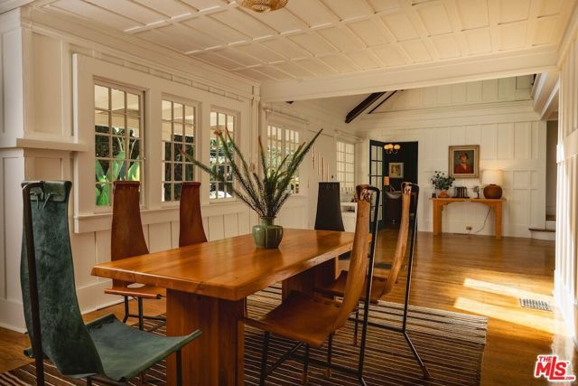 8337 Lookout Mountain Avenue, Los Angeles, CA 90046