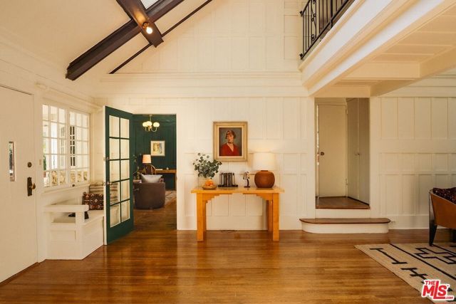 8337 Lookout Mountain Avenue, Los Angeles, CA 90046
