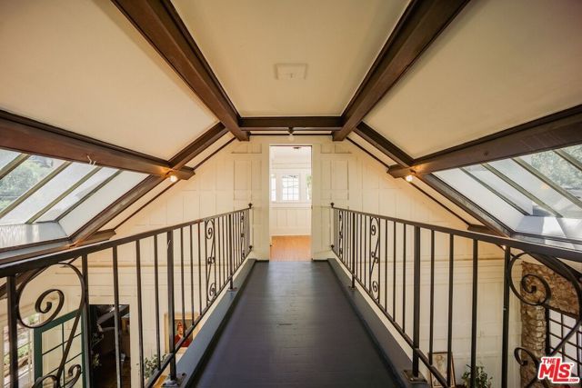 8337 Lookout Mountain Avenue, Los Angeles, CA 90046