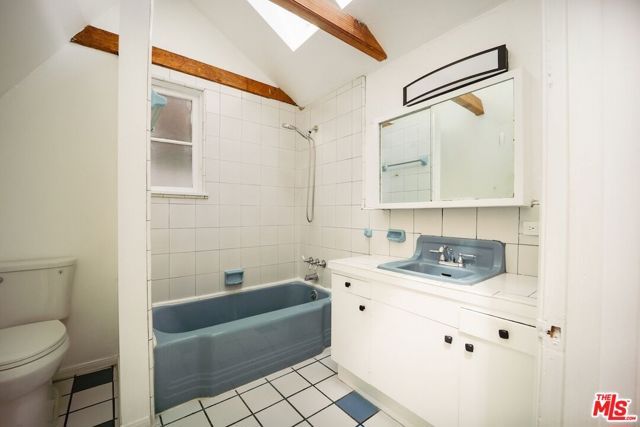 8337 Lookout Mountain Avenue, Los Angeles, CA 90046