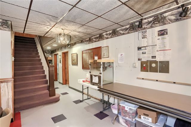 1000 6th Ave, Beaver Falls, PA 15010