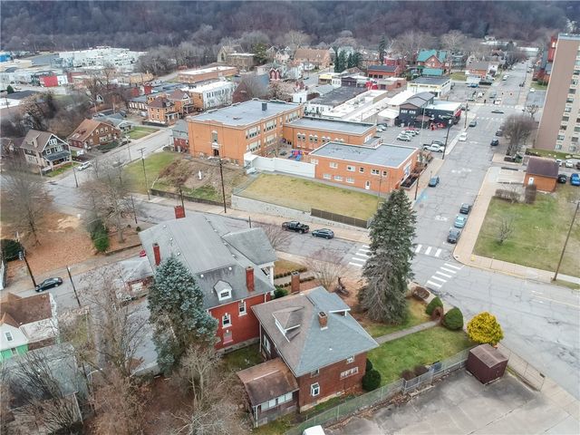 1000 6th Ave, Beaver Falls, PA 15010