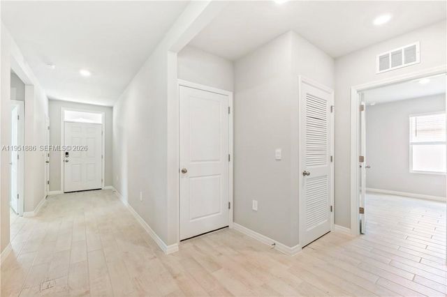 3021 N LAKEWOOD RD, La Belle, FL 33935