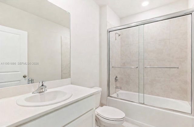 3021 N LAKEWOOD RD, La Belle, FL 33935