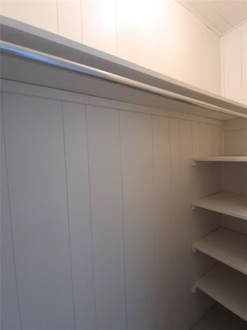 500 Tiki Drive 107, Tiki Island, TX 77554