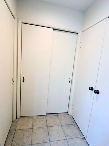 500 Tiki Drive 107, Tiki Island, TX 77554