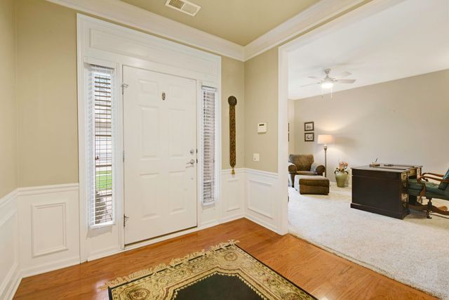 585 Tuscan View Drive, Elgin, IL 60124