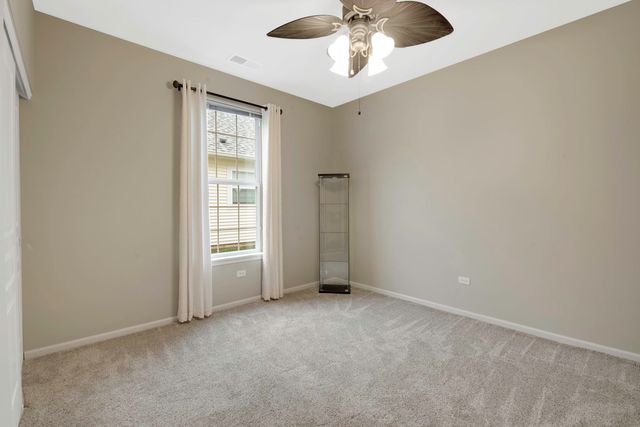 585 Tuscan View Drive, Elgin, IL 60124