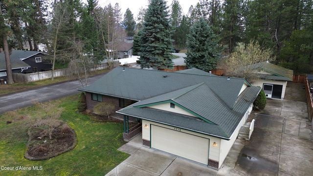 5716 N Parkwood Cir, Coeur D'alene, ID 83815