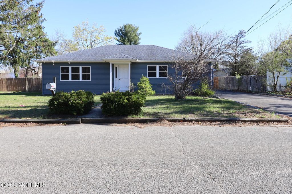 1540 Birmingham Avenue, Toms River, NJ 08757