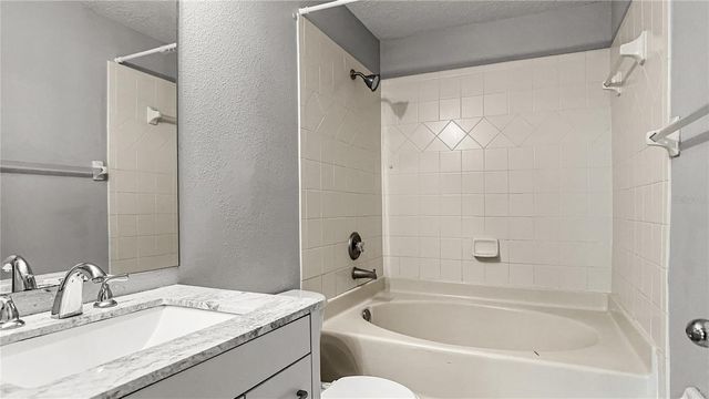 9402 CHARLESBERG DRIVE, Tampa, FL 33635