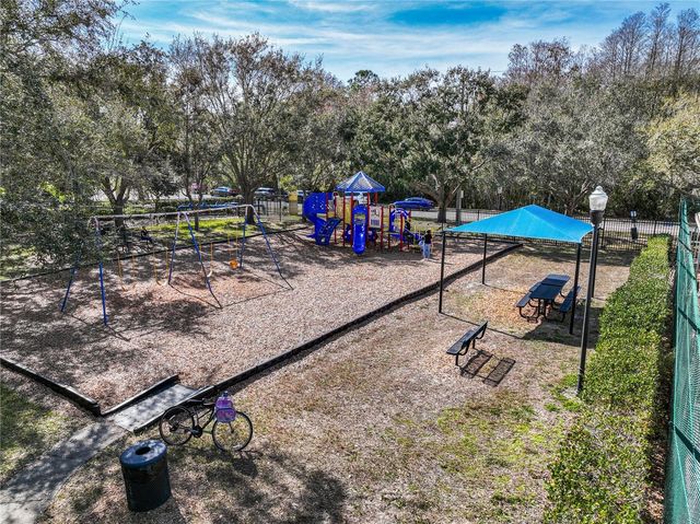 9402 CHARLESBERG DRIVE, Tampa, FL 33635