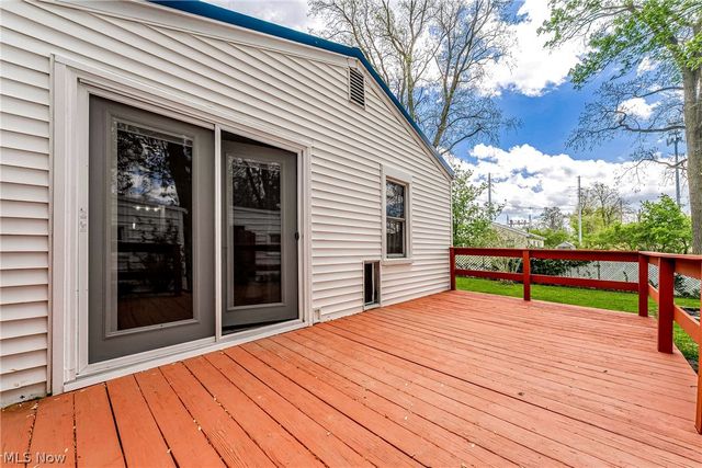 380 Broadway Street, Amherst, OH 44001
