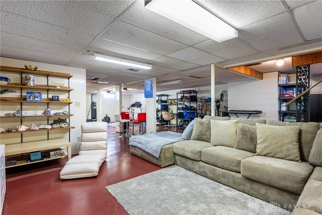 335 Winding Trail, Xenia Twp, OH 45385