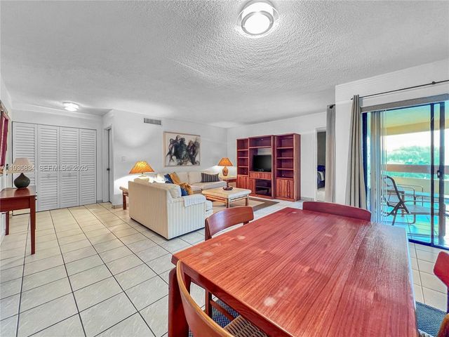 9255 SW 125th Ave R-30X, Miami, FL 33186