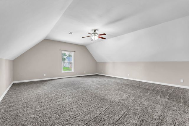 1843 Deerstand Dr, Clarksville, TN 37042