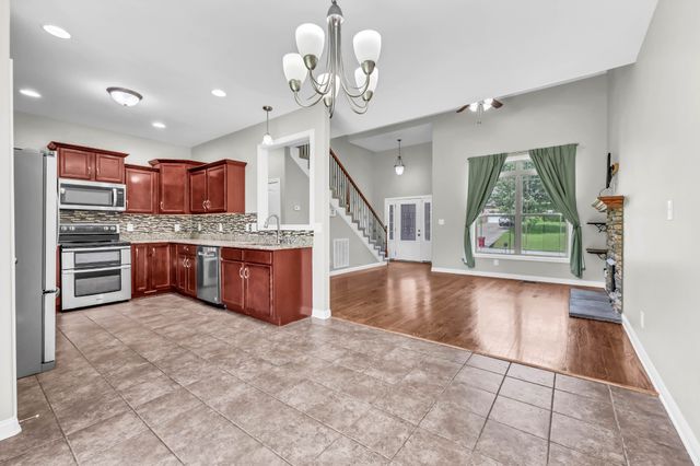 1843 Deerstand Dr, Clarksville, TN 37042