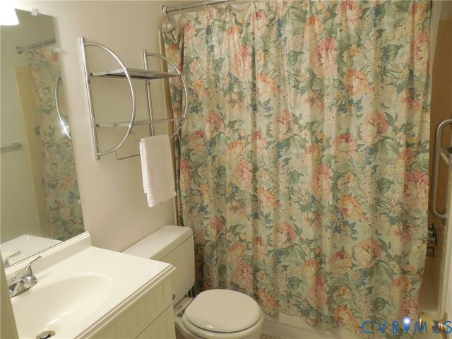 1527 Yellow Tavern Ct, Henrico, VA 23228