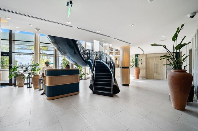 1100 West Ave 819, Miami Beach, FL 33139