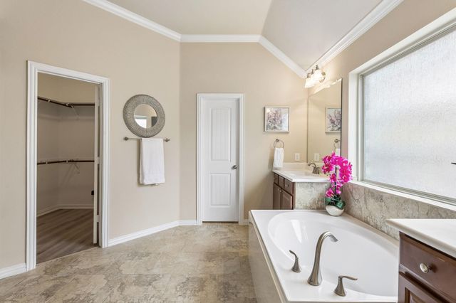 2509 Dillon Pond LN, Pflugerville, TX 78660