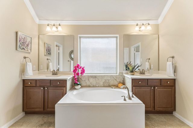 2509 Dillon Pond LN, Pflugerville, TX 78660