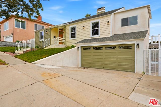 5452 Harcross Drive, Los Angeles, CA 90043