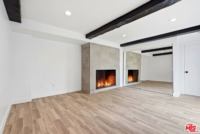 5452 Harcross Drive, Los Angeles, CA 90043