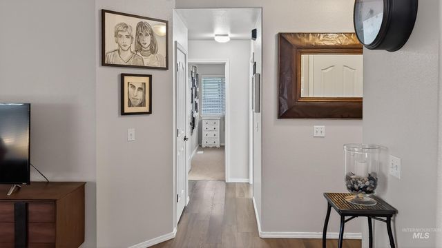 5222 N Joe Robbie Ave, Boise, ID 83713