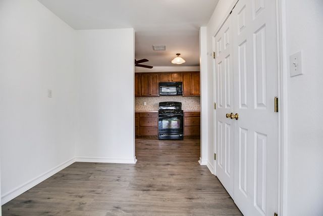 1008 Country Club Road, Ballinger, TX 76821